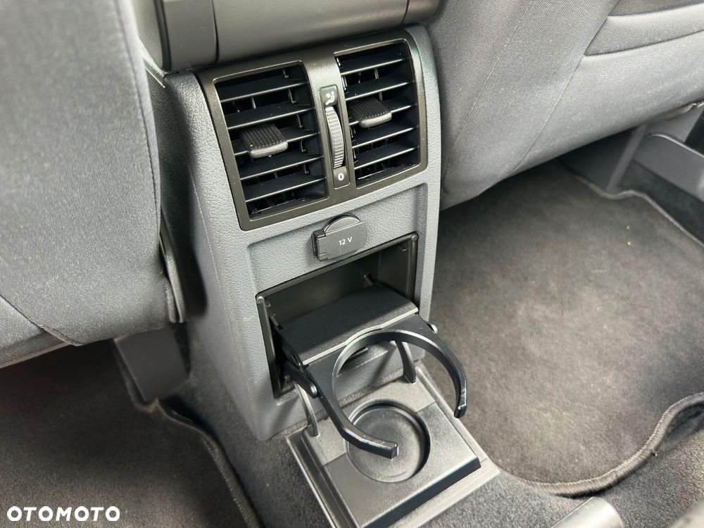 Volkswagen Touran 1.6 Trendline - 17