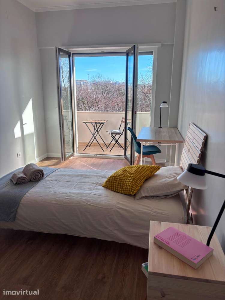 Quarto - localizado em Arroios Lisbon - Grande imagem: 3/26