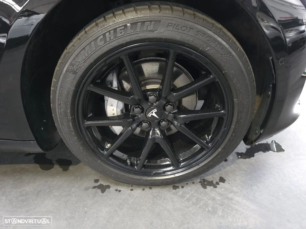 Tesla Model 3 Standard Range Plus RWD - 11