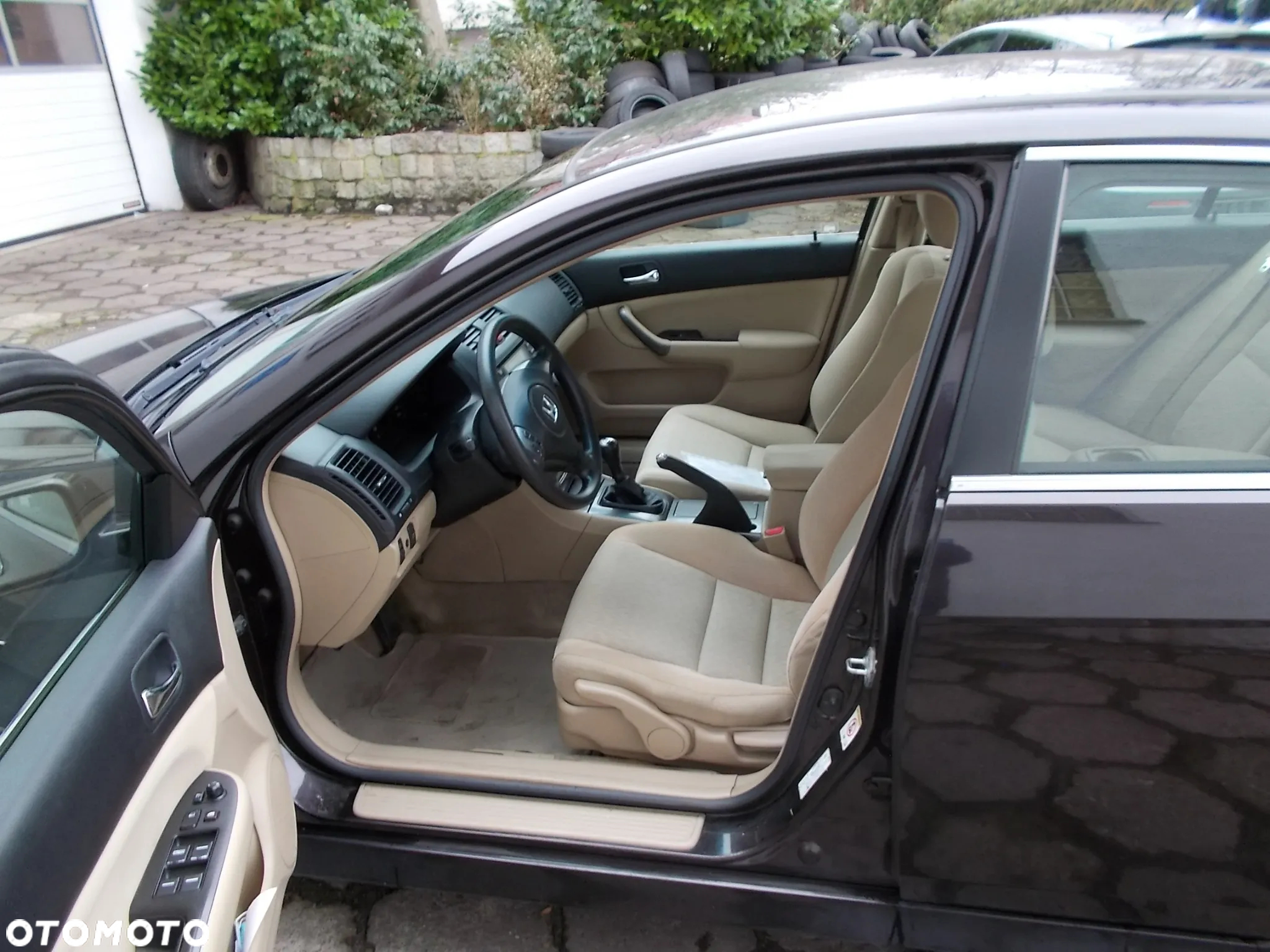 Honda Accord 2.0 Comfort - 9