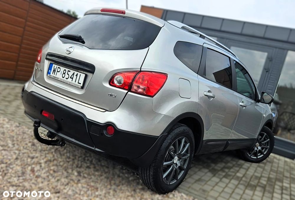 Nissan Qashqai+2 - 5