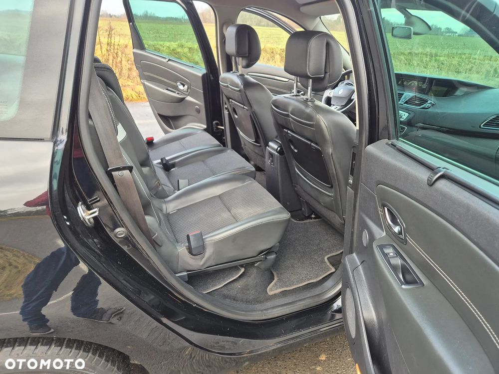 Renault Grand Scenic Energy dCi 130 Start & Stop Euro 6 Bose Edition - 28