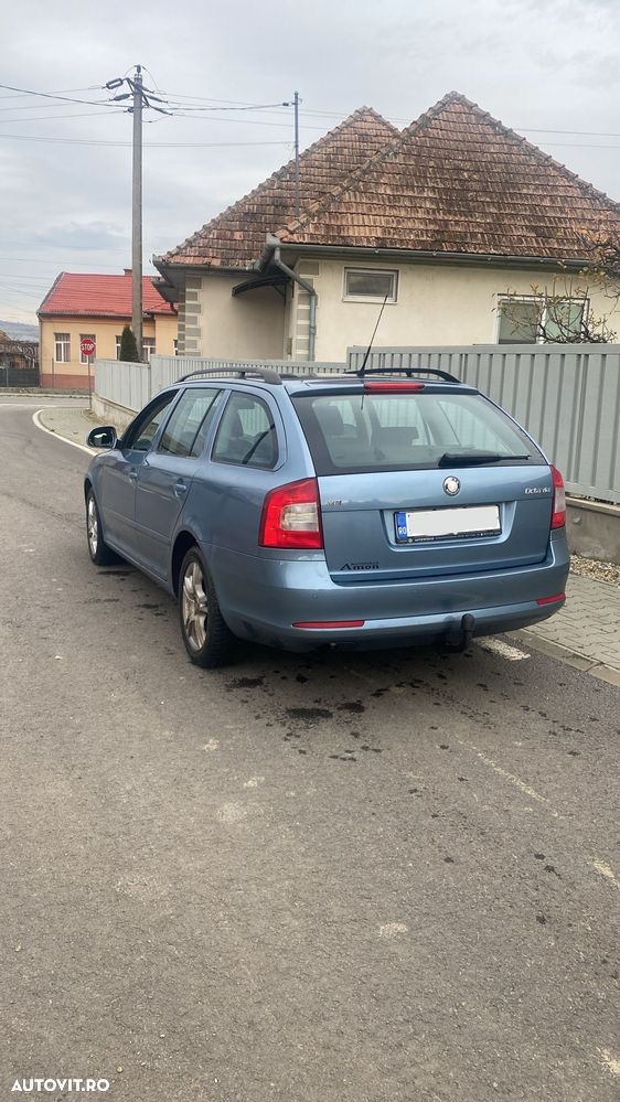 Skoda Octavia 1.6 MPI Ambiente - 6