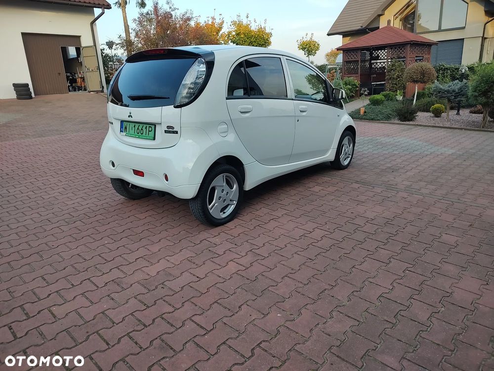 Mitsubishi i-MiEV Standard - 4