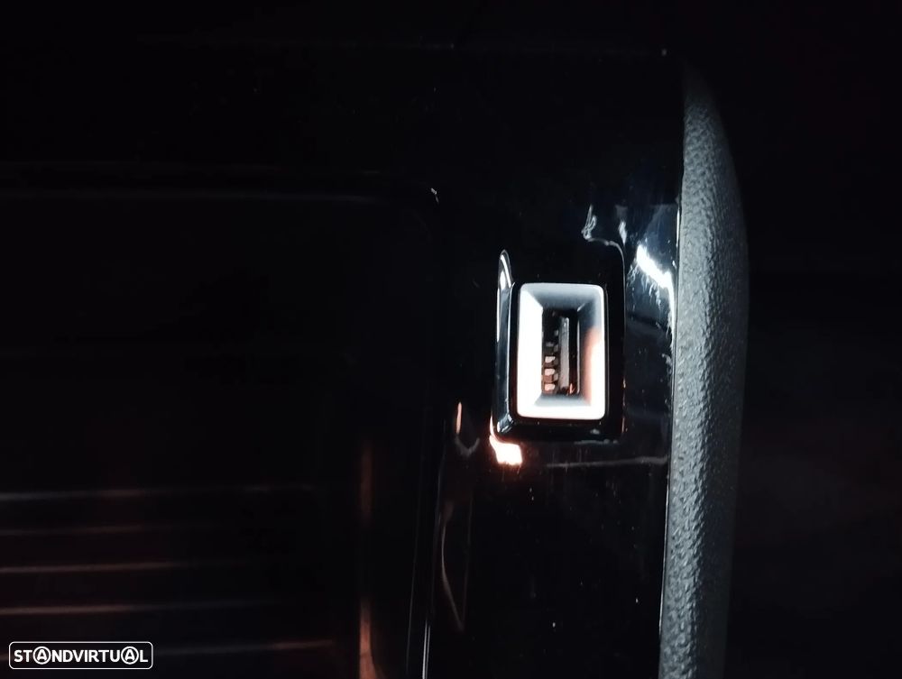 Peugeot 208 1.2 PureTech Active Pack - 30