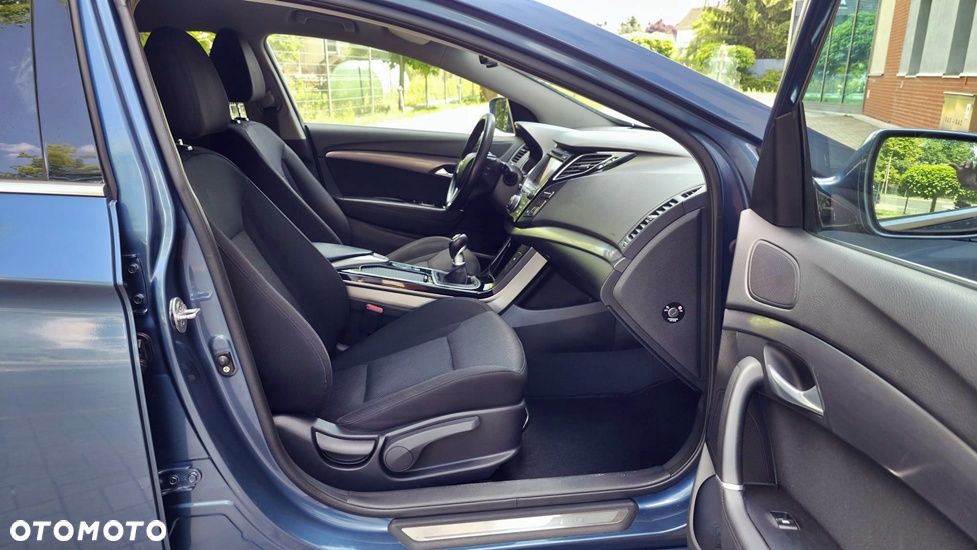 Hyundai i40 2.0 Premium - 12