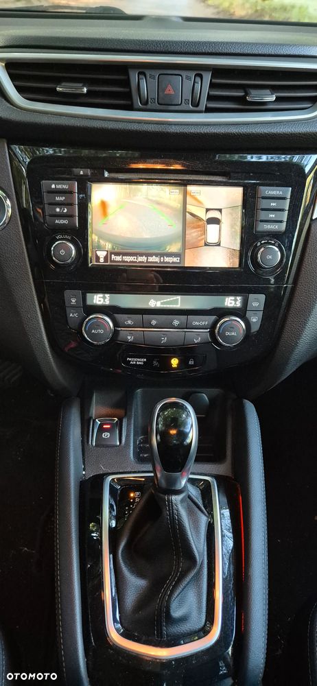 Nissan Qashqai 1.3 DIG-T N-Connecta DCT - 12