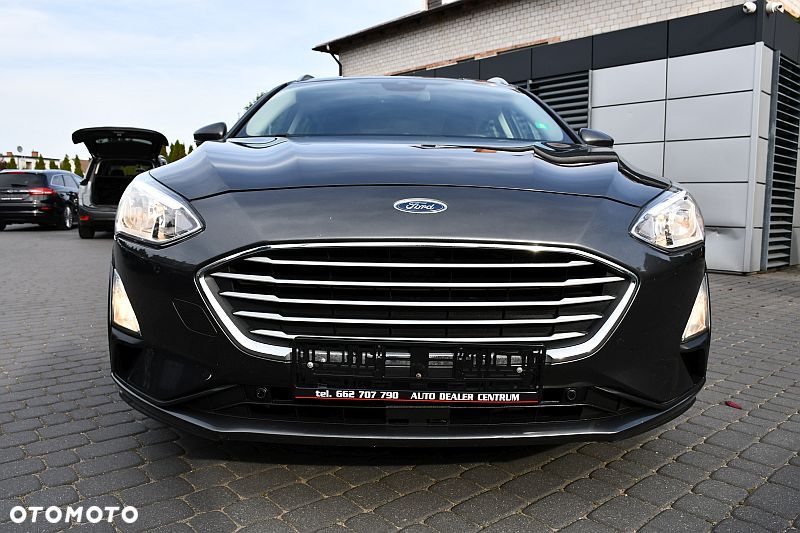 Ford Focus 1.5 EcoBlue Start-Stopp-System TITANIUM DESIGN - 40