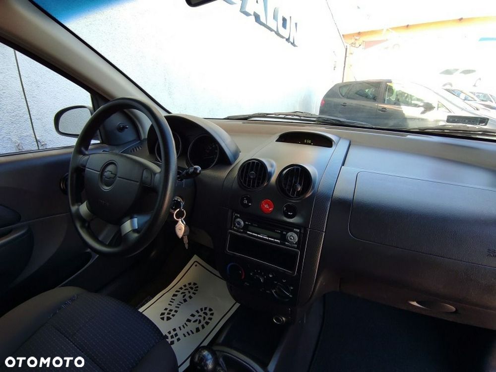 Chevrolet Kalos - 11