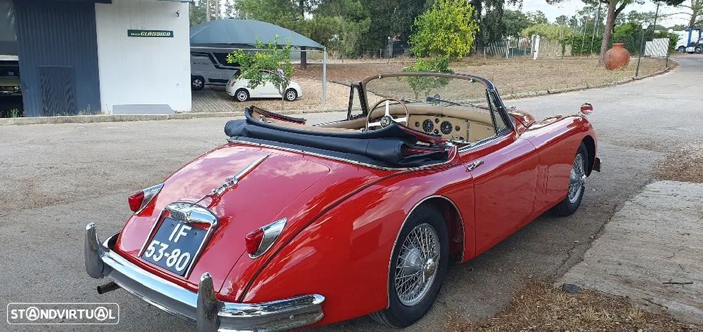 Jaguar XK - 12