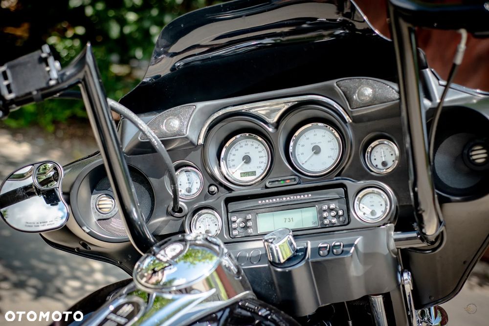 Harley-Davidson Touring Street Glide - 1