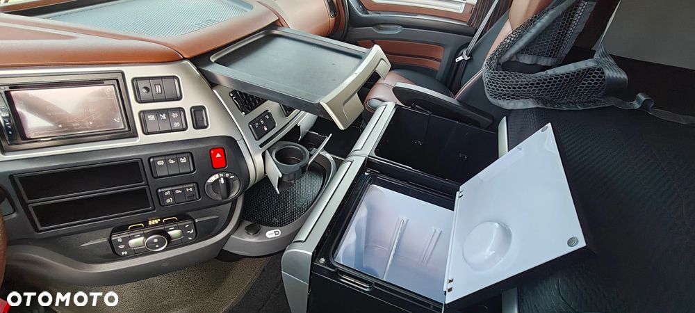 DAF XF 530 Low Deck - 12