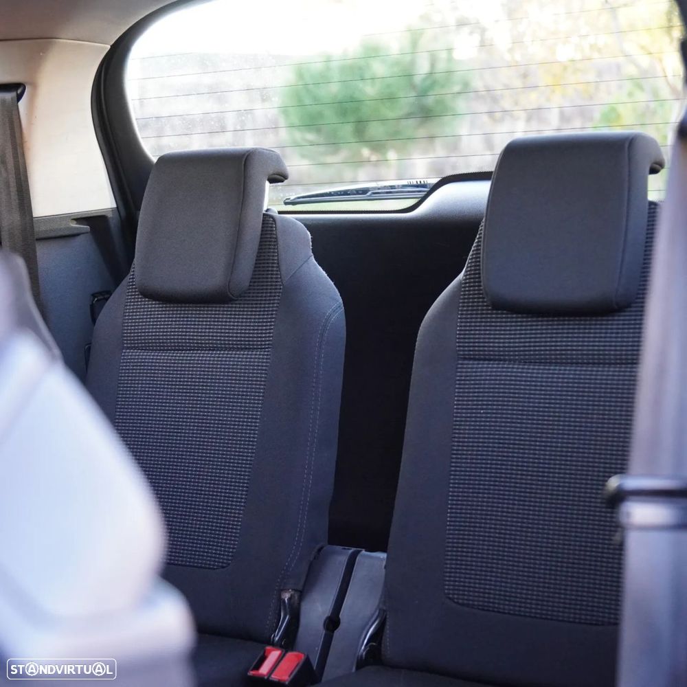 Peugeot 5008 1.6 HDi Premium - 27