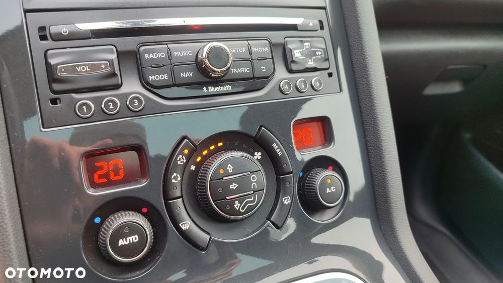 Peugeot 5008 HDI FAP 115 Allure - 36