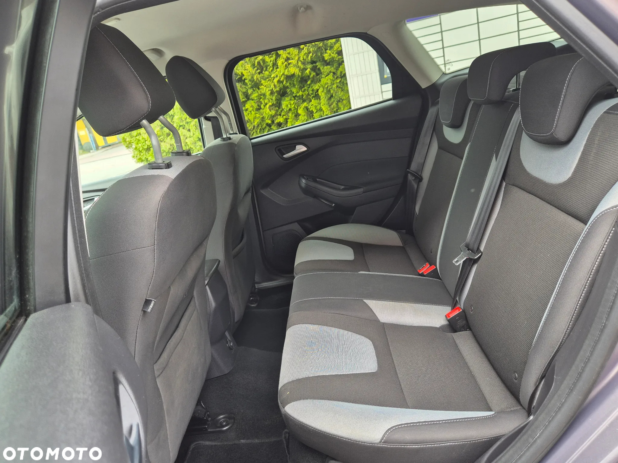 Ford Focus - 24
