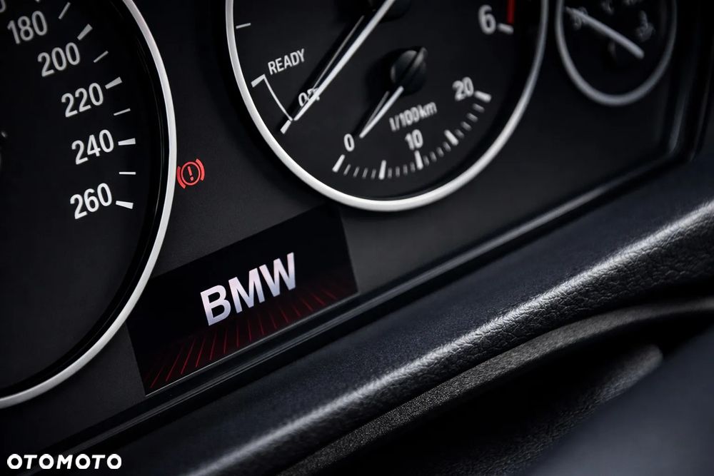 BMW Seria 3 316d - 16