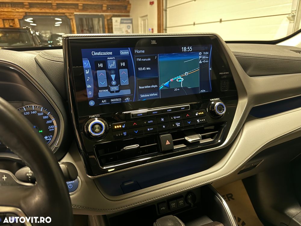 Toyota Highlander 2.5 Hybrid Luxury - 18