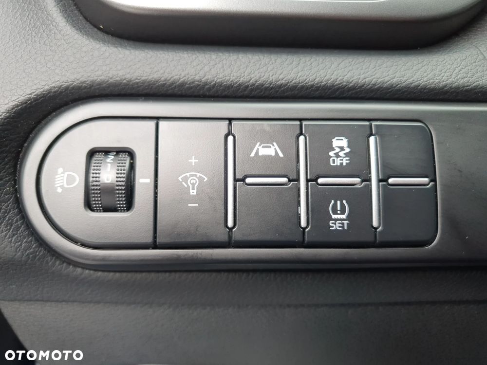 Kia XCeed 1.5 T-GDI M DCT - 25
