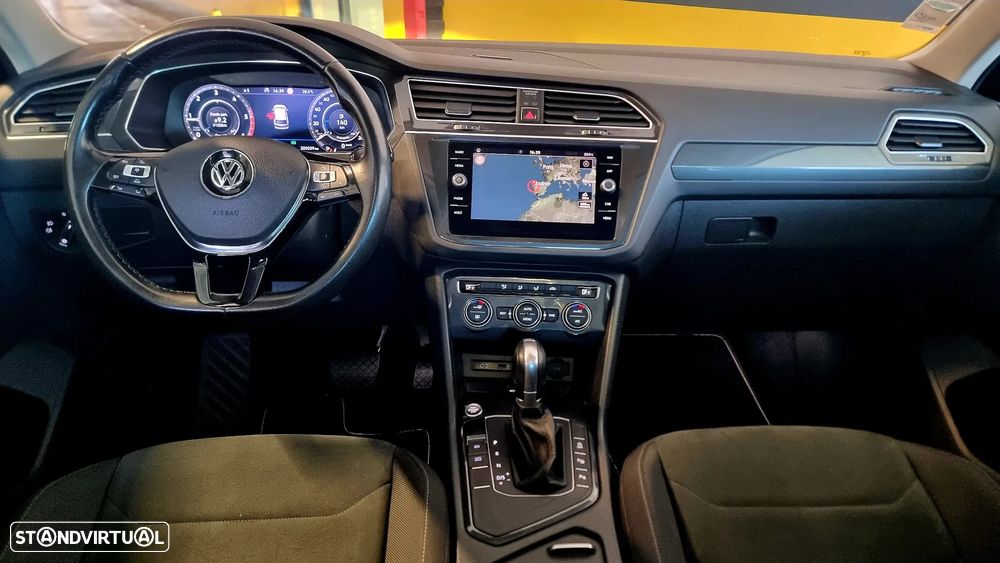 VW Tiguan 2.0 TDI R-Line DSG - 5