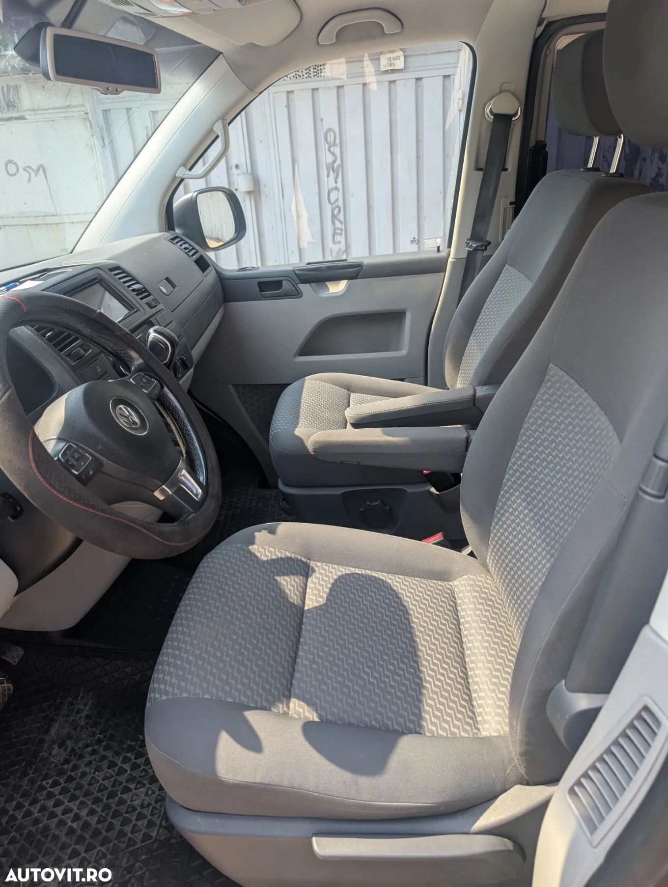 Volkswagen Transporter - 8