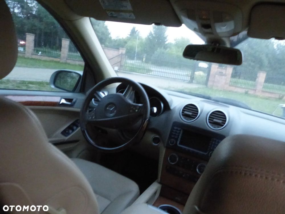 Mercedes-Benz ML 320 CDI 4Matic 7G-TRONIC - 24