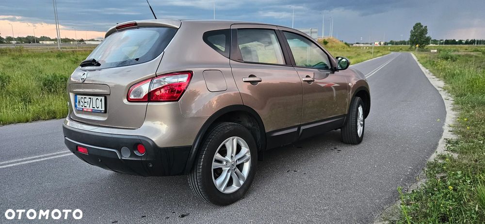 Nissan Qashqai 2.0 4x4 360 - 7