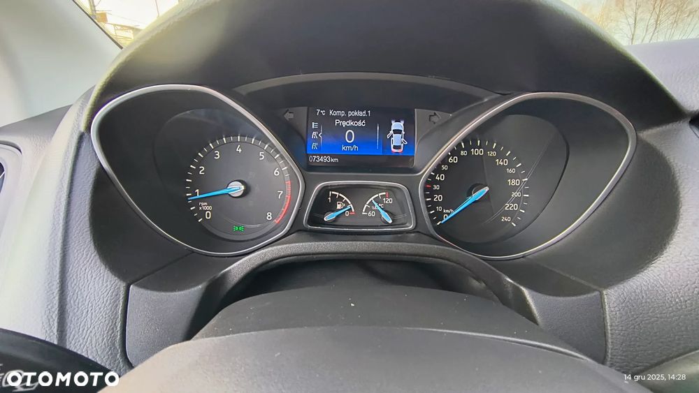 Ford Focus 1.0 EcoBoost Trend - 9