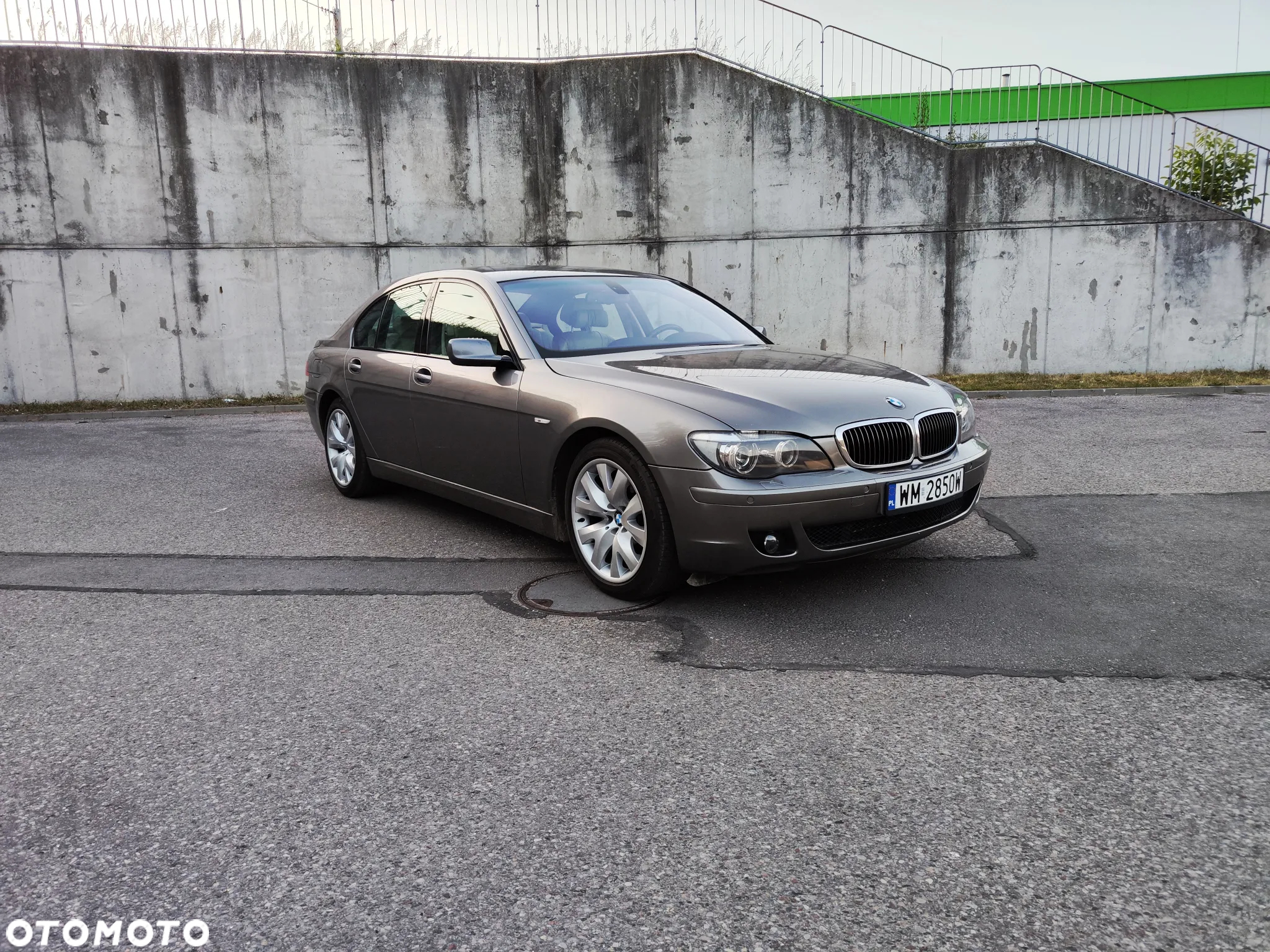 BMW Seria 7 750i - 3