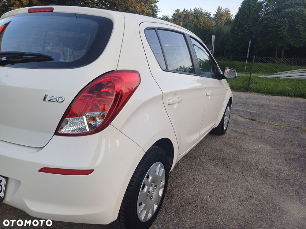 Hyundai i20 1.2 Comfort - 11