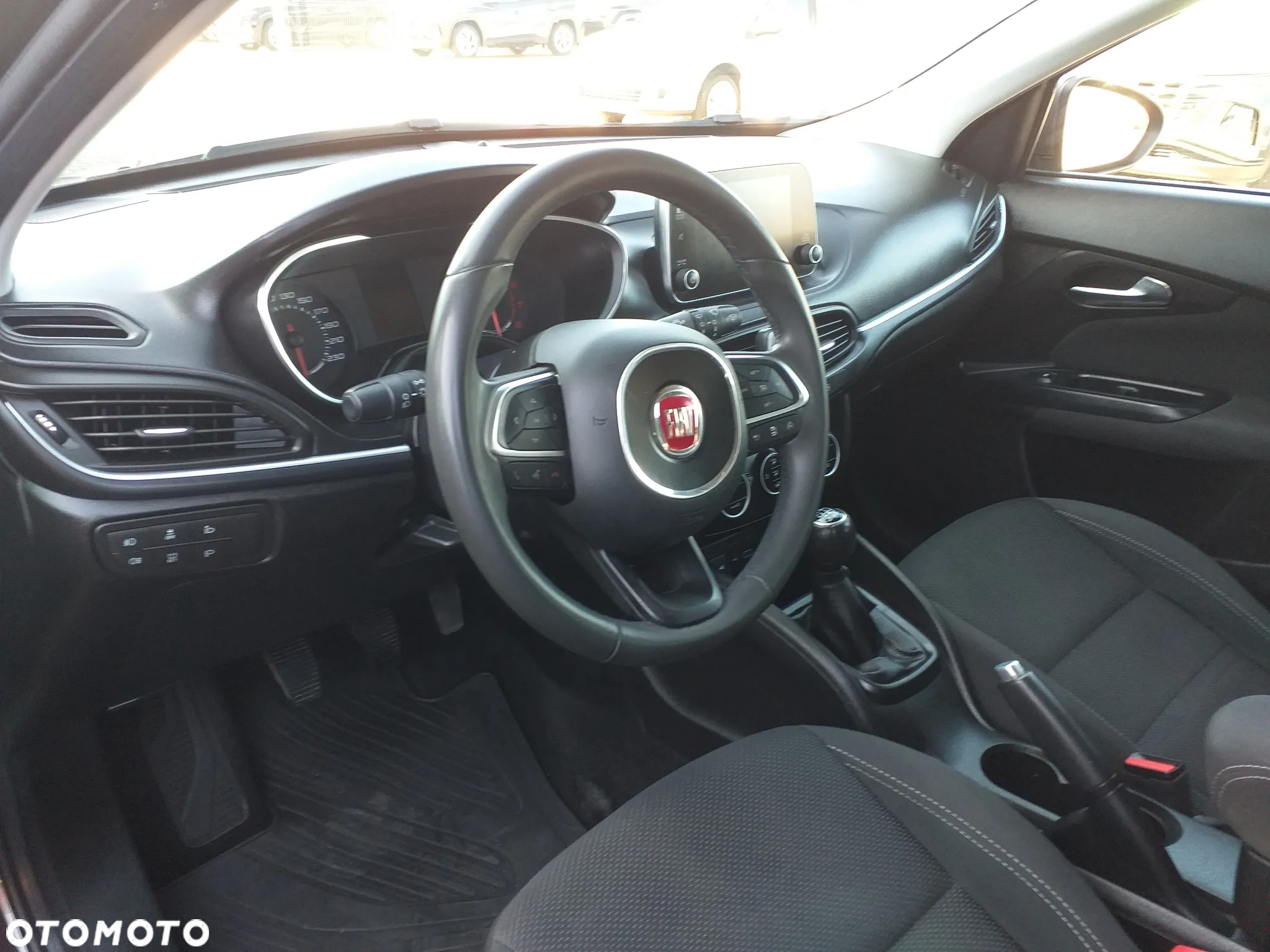 Fiat Tipo 1.4 T-Jet 16v Lounge - 11