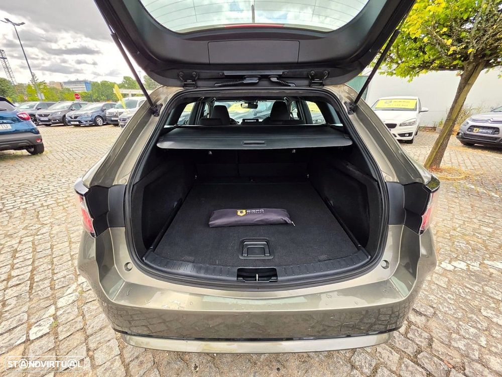 Toyota Corolla Touring Sports 1.8 Hybrid Comfort - 11