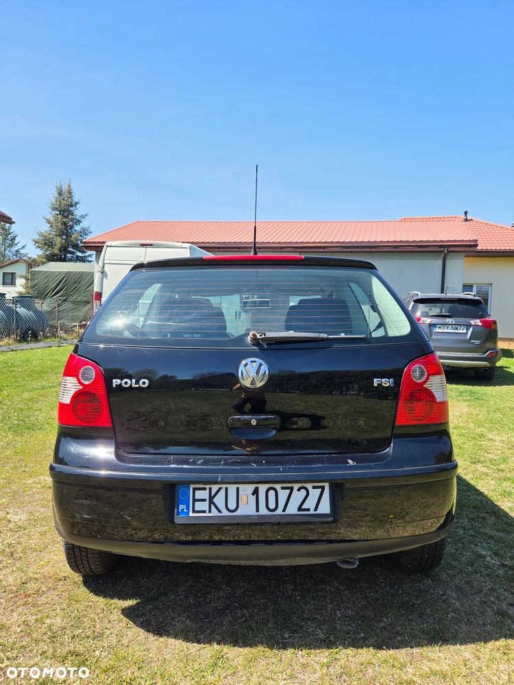 Volkswagen Polo 1.4 FSI Comfortline - 4