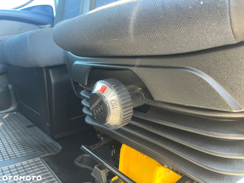 Iveco Daily 72C18 3.0/180KM Kontener 10-palet Ładowność-4000kg 3.0/180KM - 25