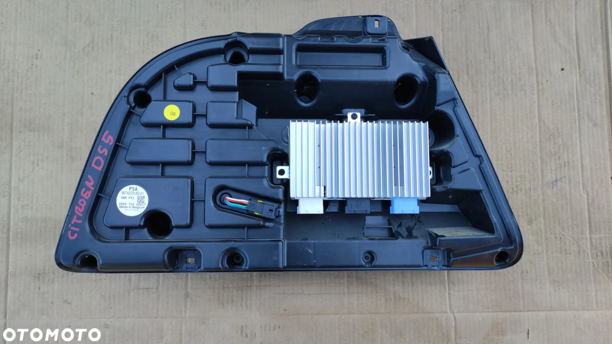 Citroen DS5 subwoofer głośnik wzmacniacz Denon 9674223180-01 - 5