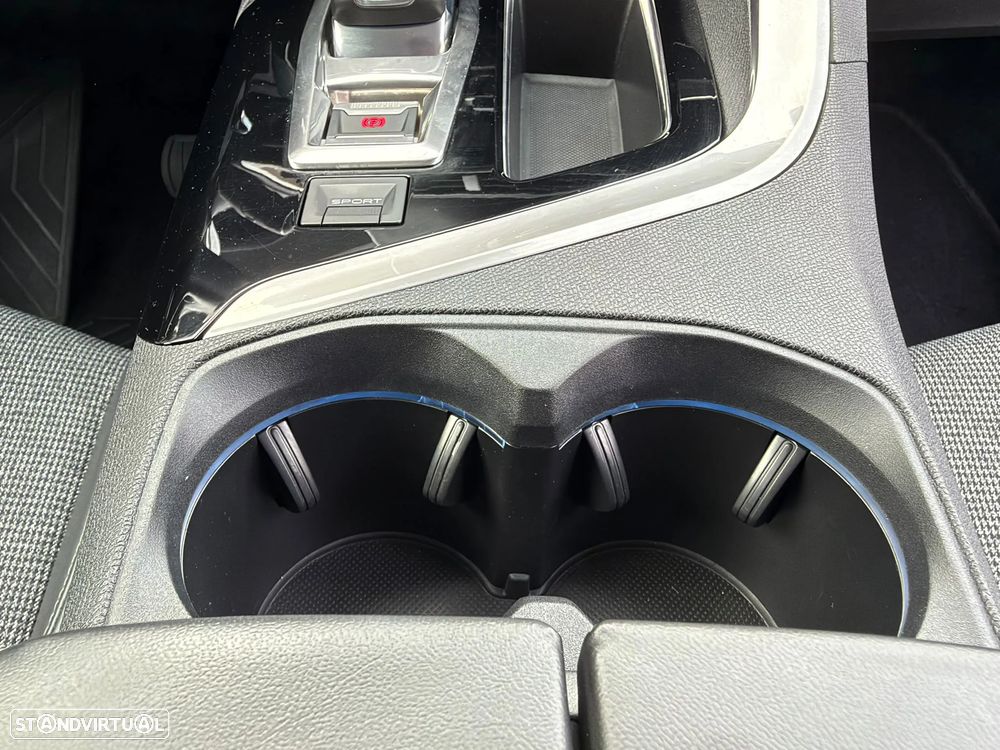 Peugeot 3008 1.6 BlueHDi Allure EAT6 - 29