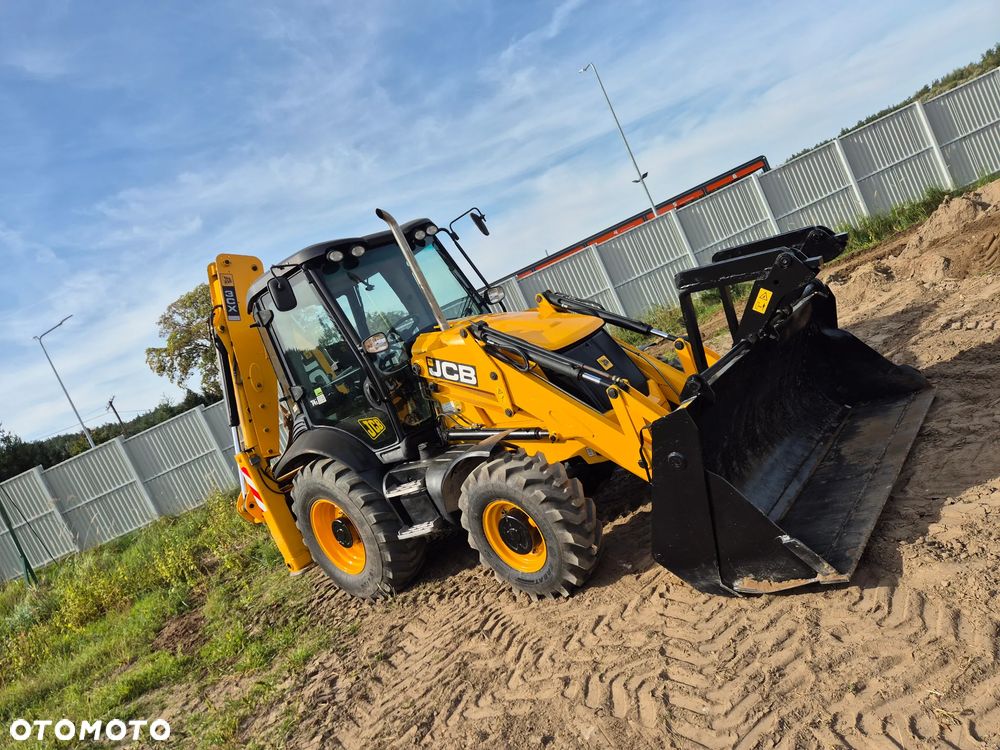 JCB 3Cx - 1