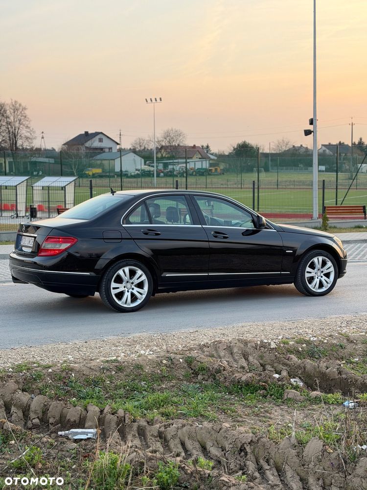 Mercedes-Benz Klasa C 220 CDI DPF Automatik Avantgarde - 5