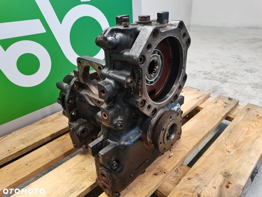 Środek mostu Weidemann T 6027 {12X32 Carraro 26.16} - 2