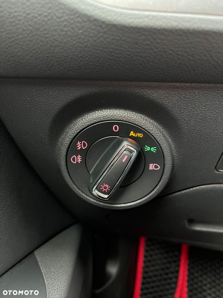 Seat Leon 1.8 TSI FR S&S DSG - 37