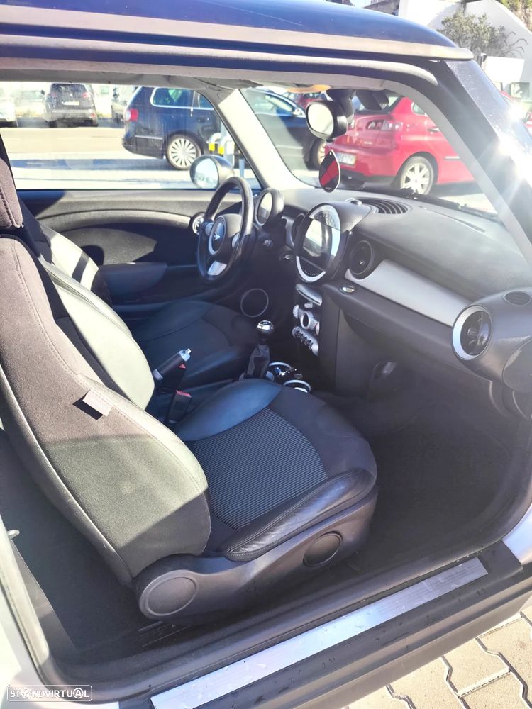 MINI 3 Portas Cooper D - 5
