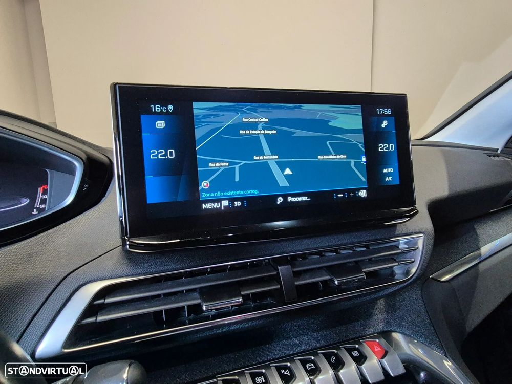 Peugeot 3008 1.5 BlueHDi Allure Pack EAT8 - 18