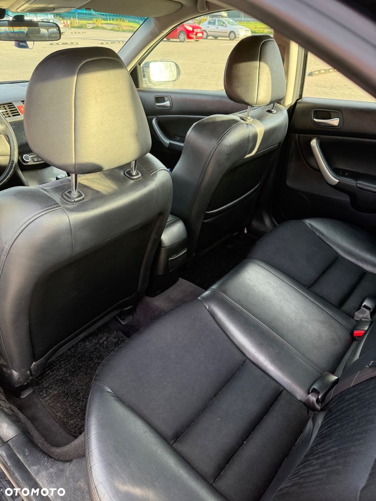 Honda Accord 2.0 Comfort - 9