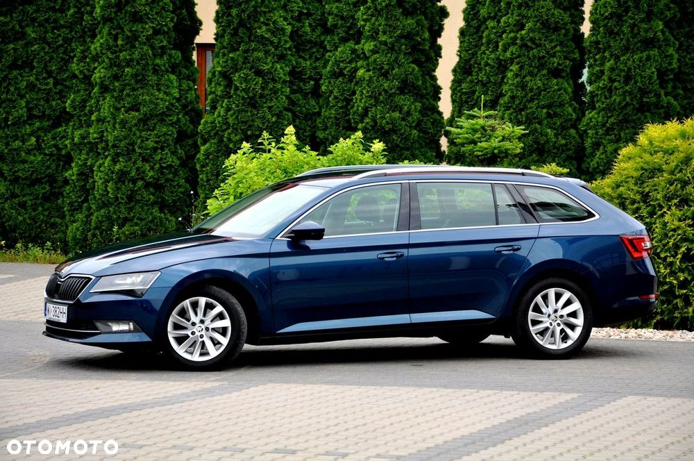 Skoda Superb 2.0 TDI SCR 4x4 Ambition DSG - 2
