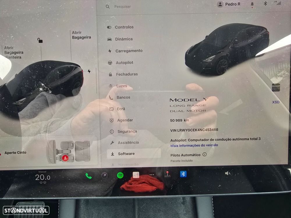 Tesla Model Y Long Range Dual Motor AWD - 8