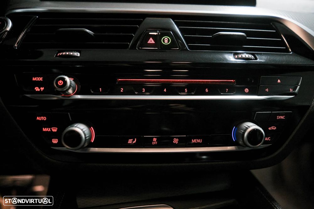 BMW 520 d Pack M Auto - 13