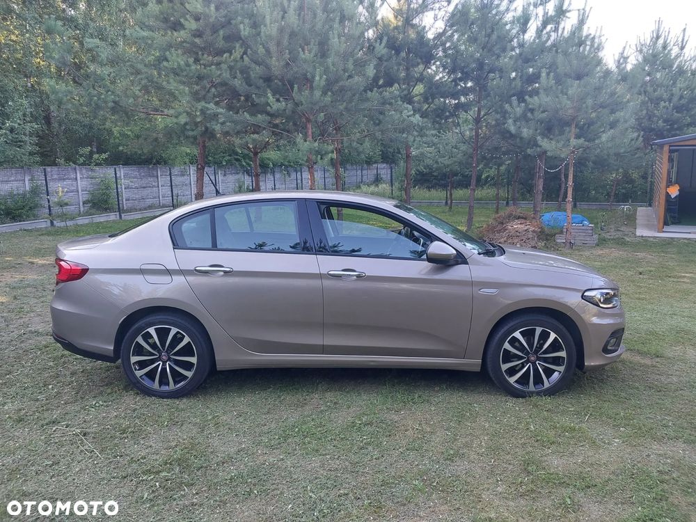 Fiat Tipo 1.4 16v Lounge EU6d - 9