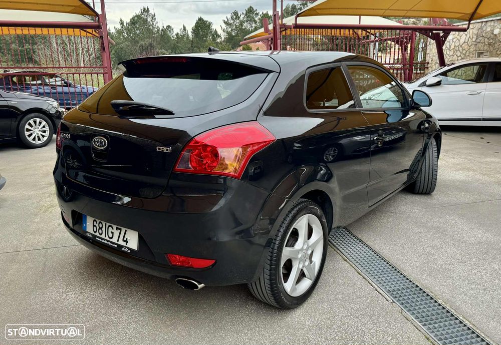 Kia Ceed S Coupé 1.6 CRDi EX - 4
