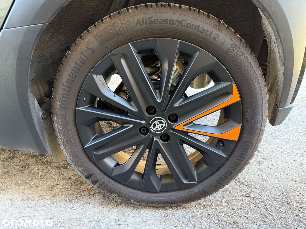 Toyota Aygo X 1.0 VVT-i JBL CVT - 17