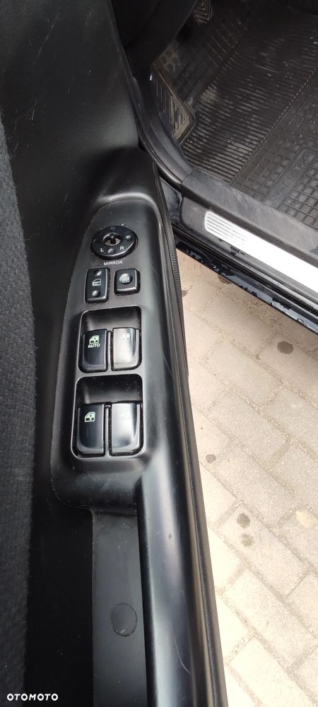 Hyundai Sonata 2.0 GL Comfort - 14