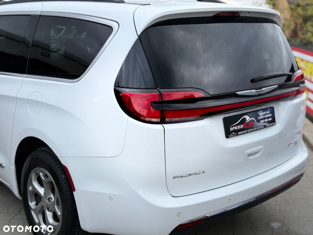 Chrysler Pacifica - 9